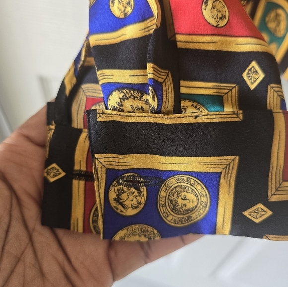 Talbots Vintage 100% Silk Blouse Sz 6 Roman Coins Francs Gold Buttons Boho Artsy - Picture 9 of 12